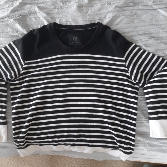 Jack and Jones XL black and white sweater - Picture 4 of 10